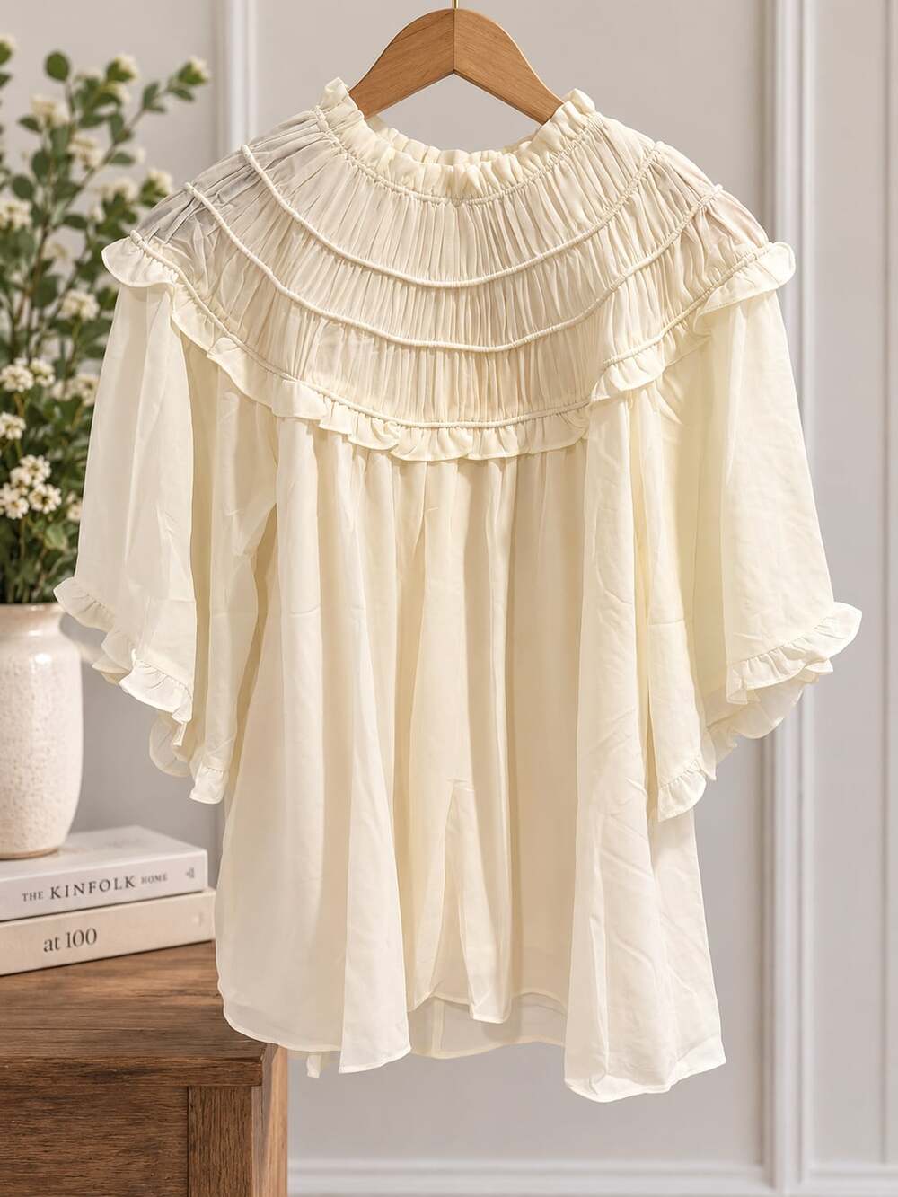 NWT Entro Style  Cream Ruffled Pleated Short Sleeve Blouse Size S M L